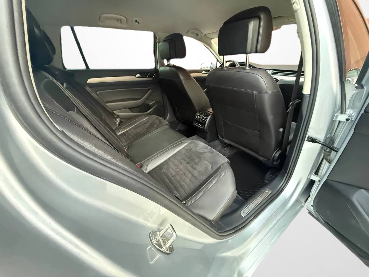 Volkswagen Passat Sportscombi 2.0 TDI 4M GT D-värm Ny Kamerm 2,95%