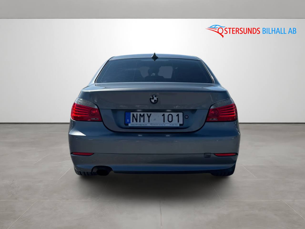 BMW 520 i Sedan Ny Servad M-värm