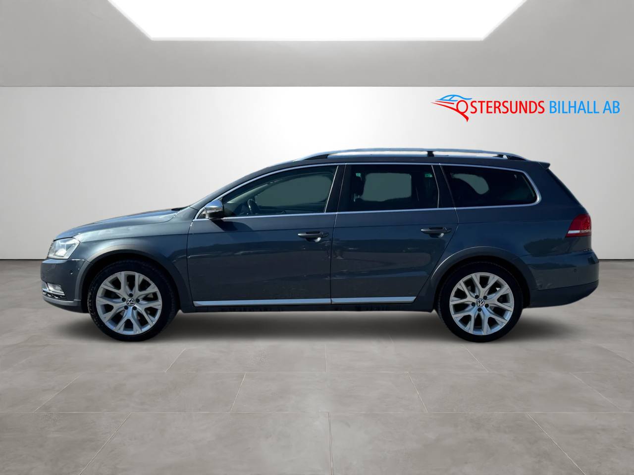 Volkswagen Passat Alltrack 2.0 TDI 4M D-värm Pano Drag Keyless