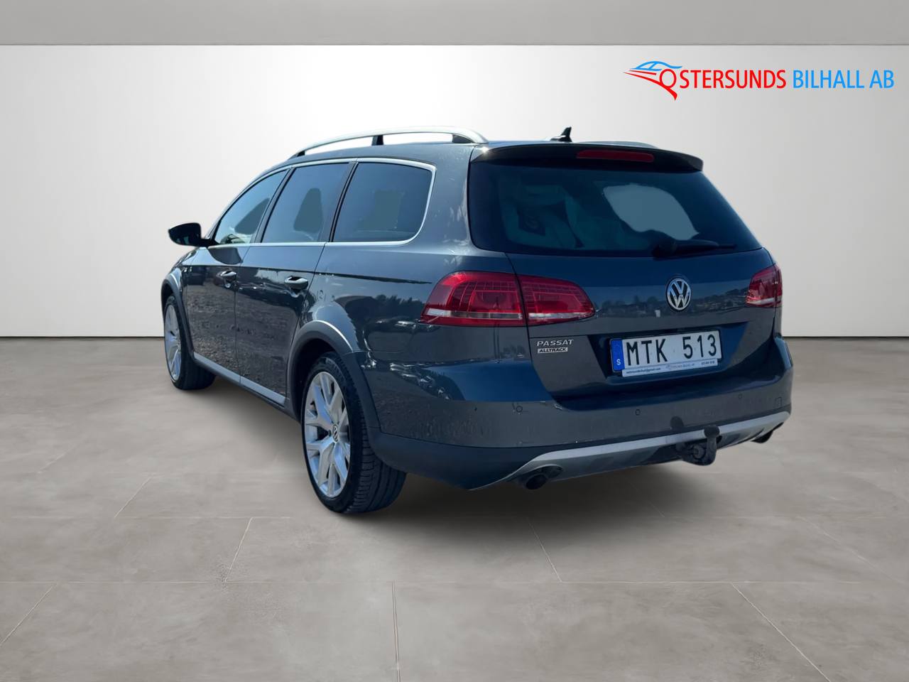 Volkswagen Passat Alltrack 2.0 TDI 4M D-värm Pano Drag Keyless