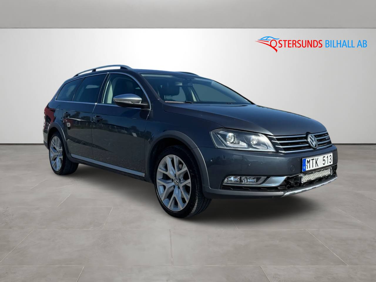 Volkswagen Passat Alltrack 2.0 TDI 4M D-värm Pano Drag Keyless