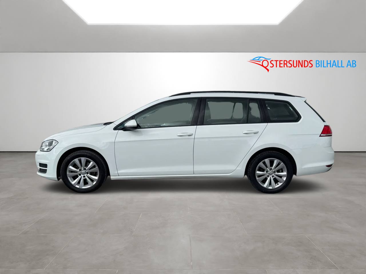 Volkswagen Golf Sportscombi 1.6 TDI Masters D-värm Ny Kamrem