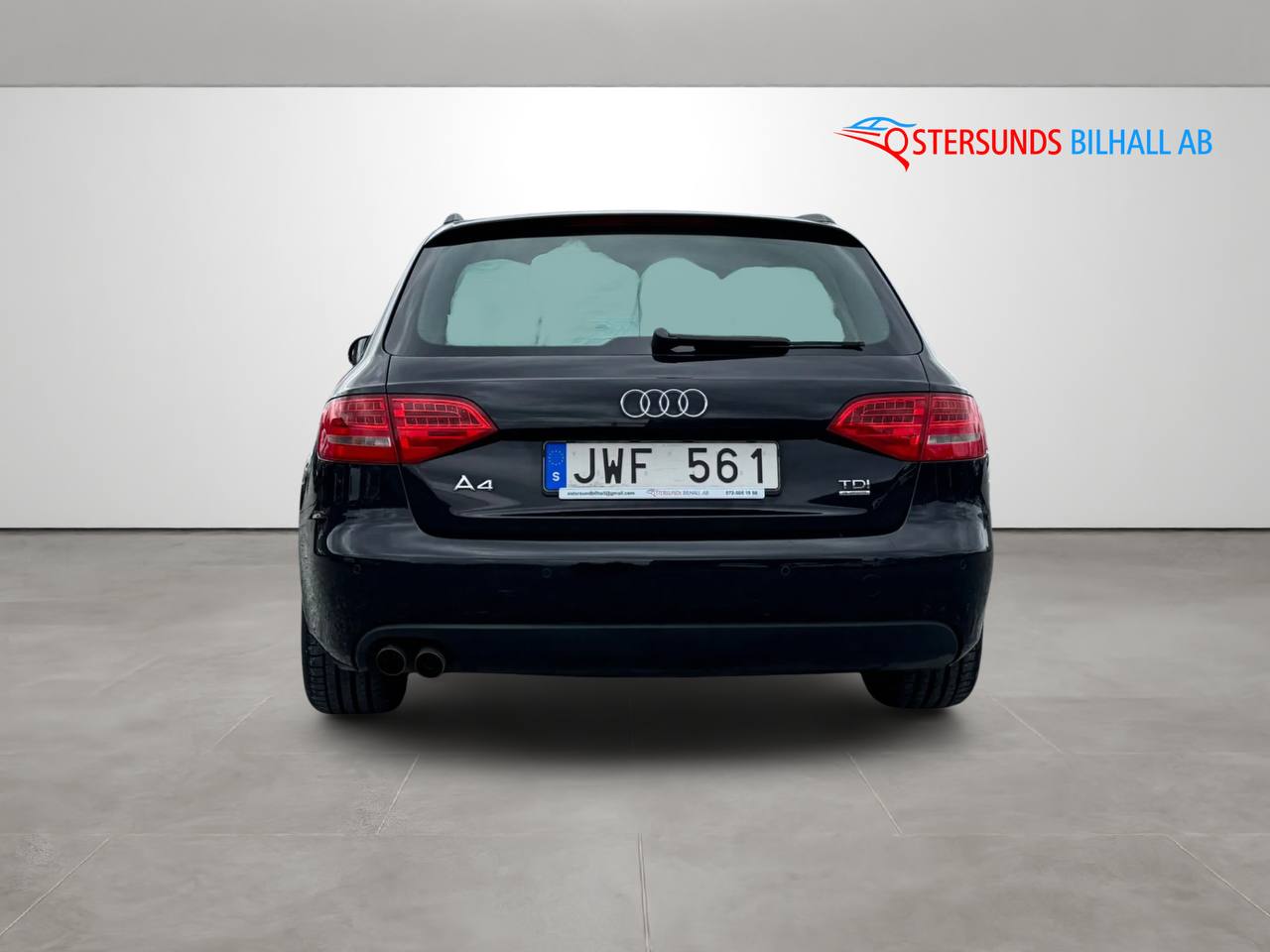 Audi A4 Avant 2.0 TDI DPF quattro Ny Servad