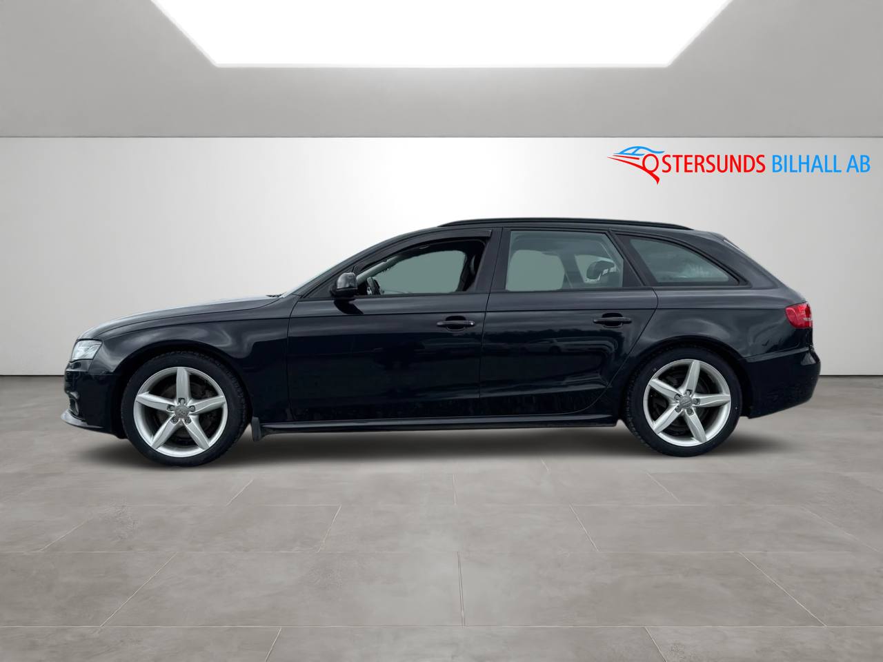 Audi A4 Avant 2.0 TDI DPF quattro Ny Servad