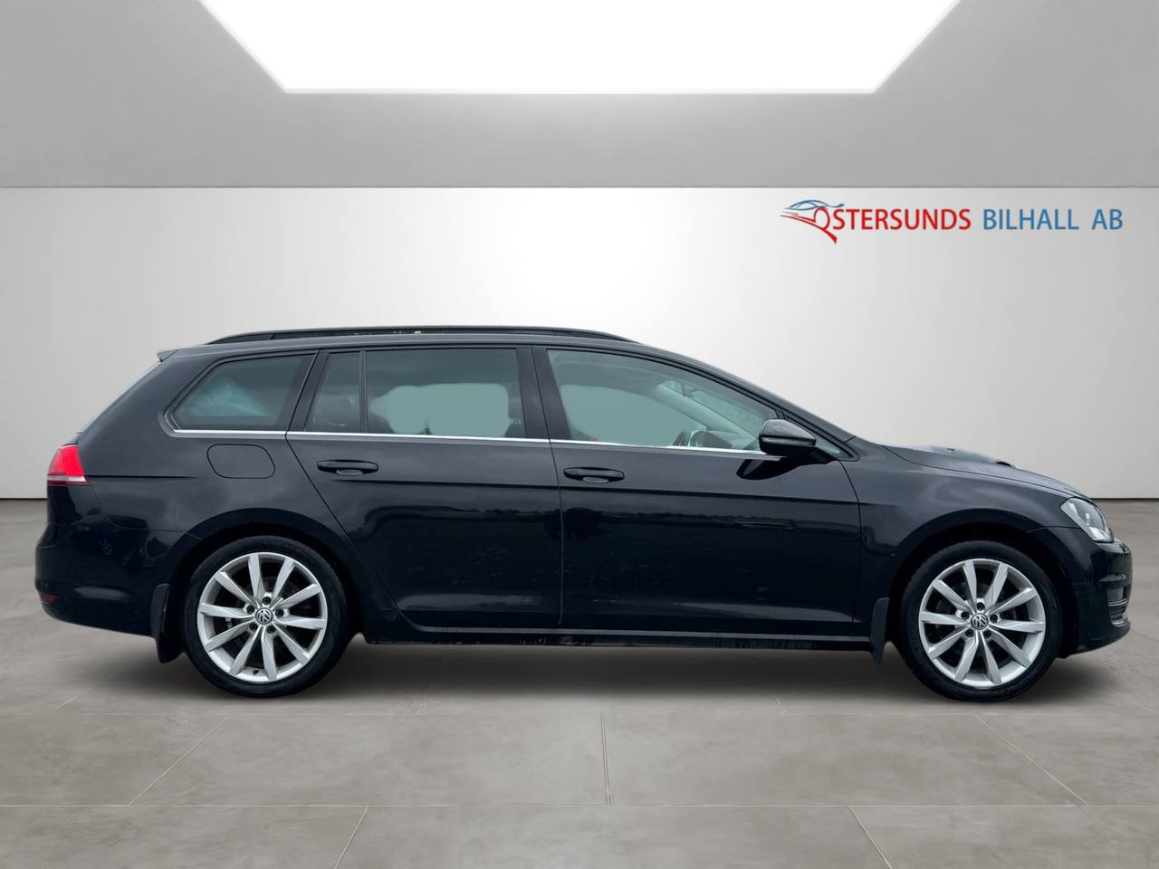 Volkswagen Golf Sportscombi 2.0 TDI 4M GT D-värm Ny Kamrem
