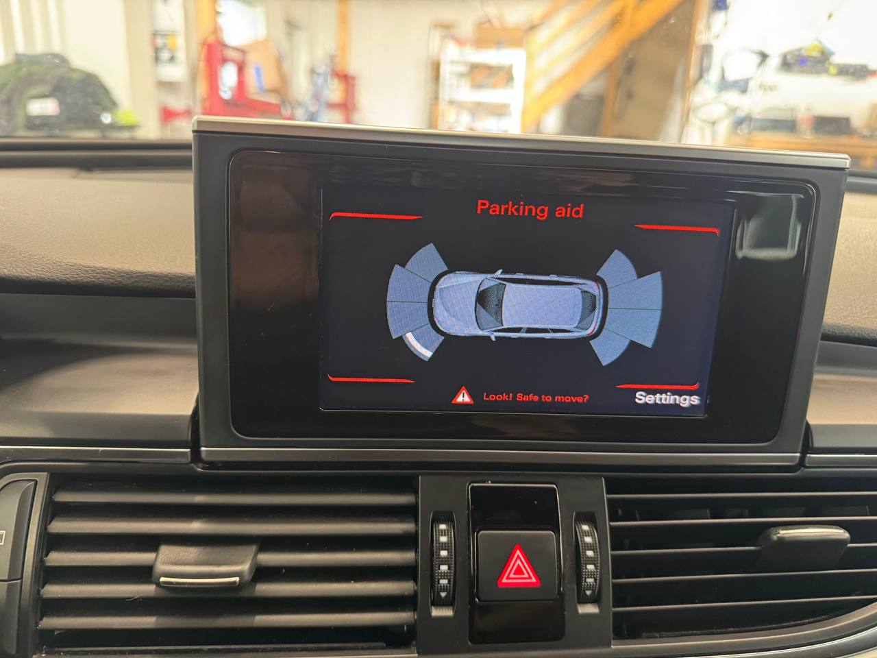 Audi A6 Avant 3.0 TDI V6 DPF quattro S Tronic D-värm Drag