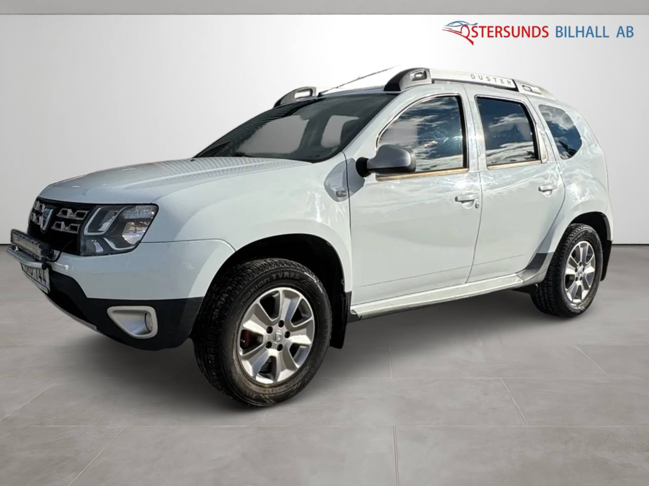 Dacia Duster 1.5 dCi 4x4 D-värm Drag Ny Servad