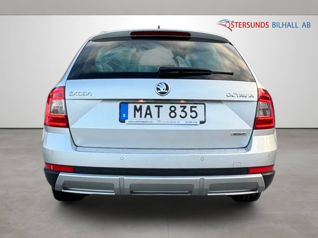 Skoda Octavia Scout 2.0 TDI 4x4 D-värm Drag 2 Brukare