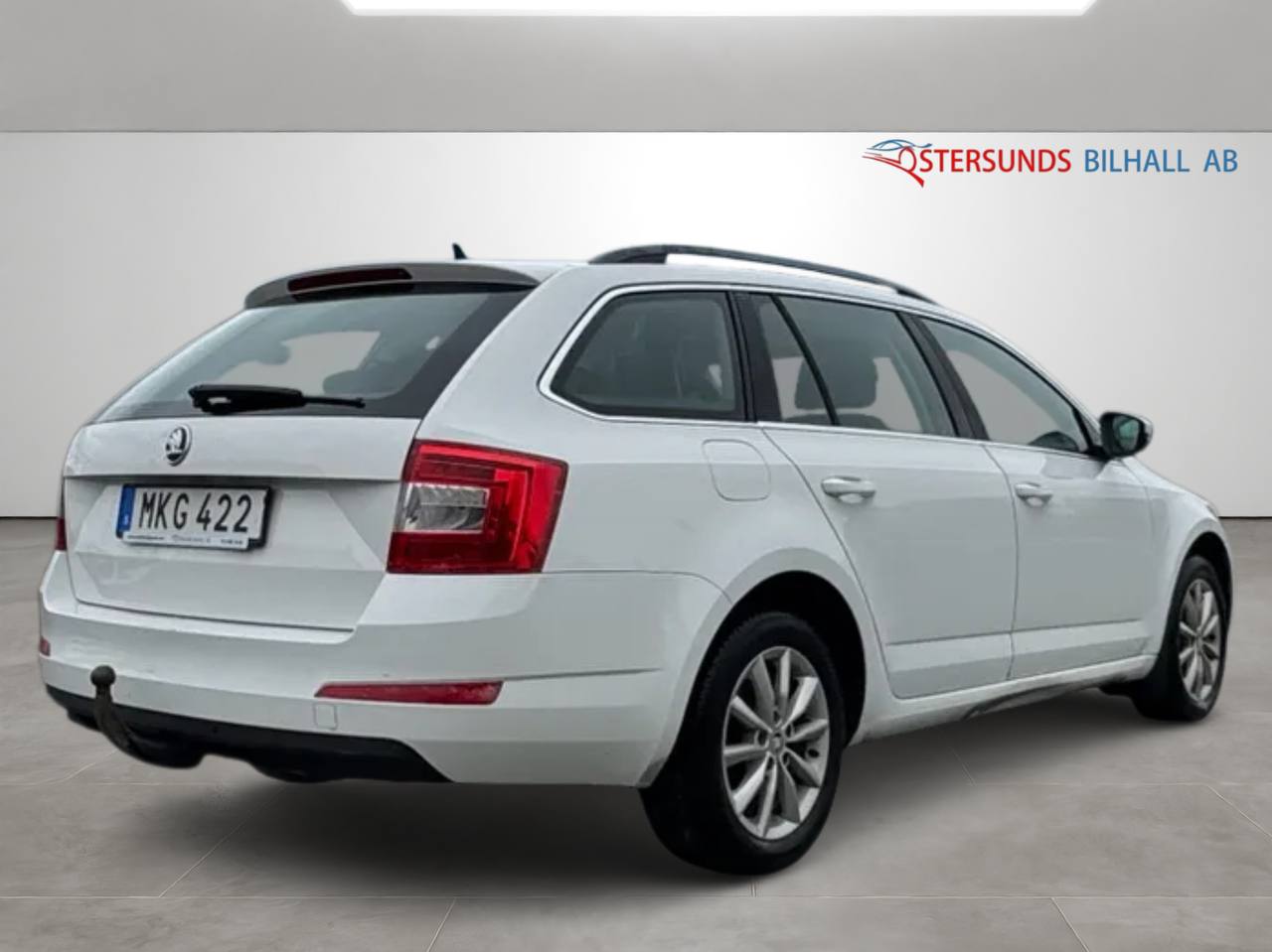 Skoda Octavia Kombi 1.6 TDI 4x4 D-Värm M-värm Ny Kamrem
