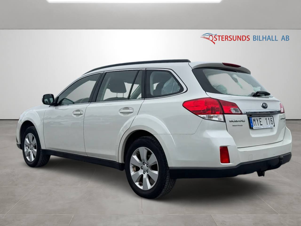 Subaru Outback 2.5 4WD Lineartronic Business Ny Kamrem 2 Bru