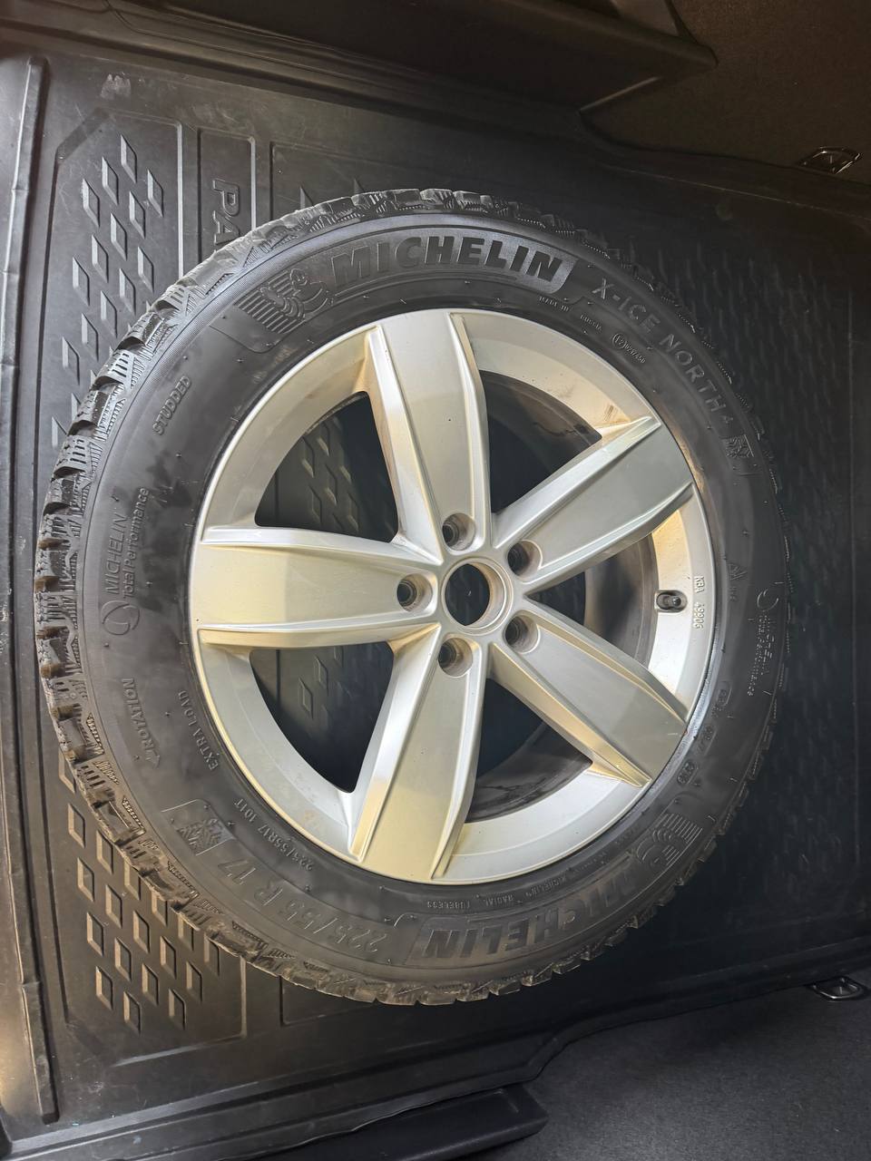 Volkswagen Passat Alltrack 2.0 TDI 4Motion Alltrack D-värm Kamera Drag 2 Brukare