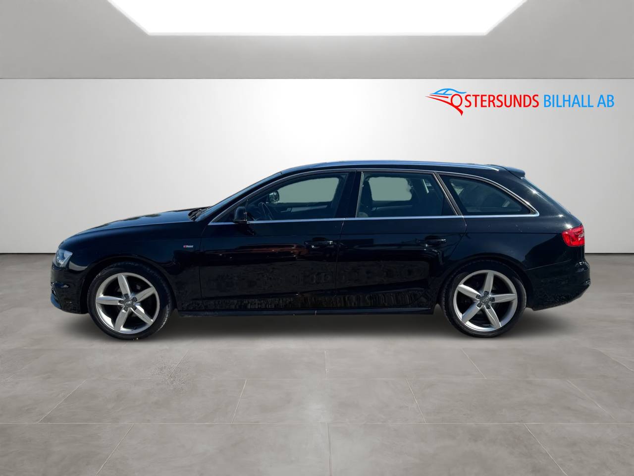 Audi A4 Avant 2.0 TDI Quattro Navi D-värm S-Line