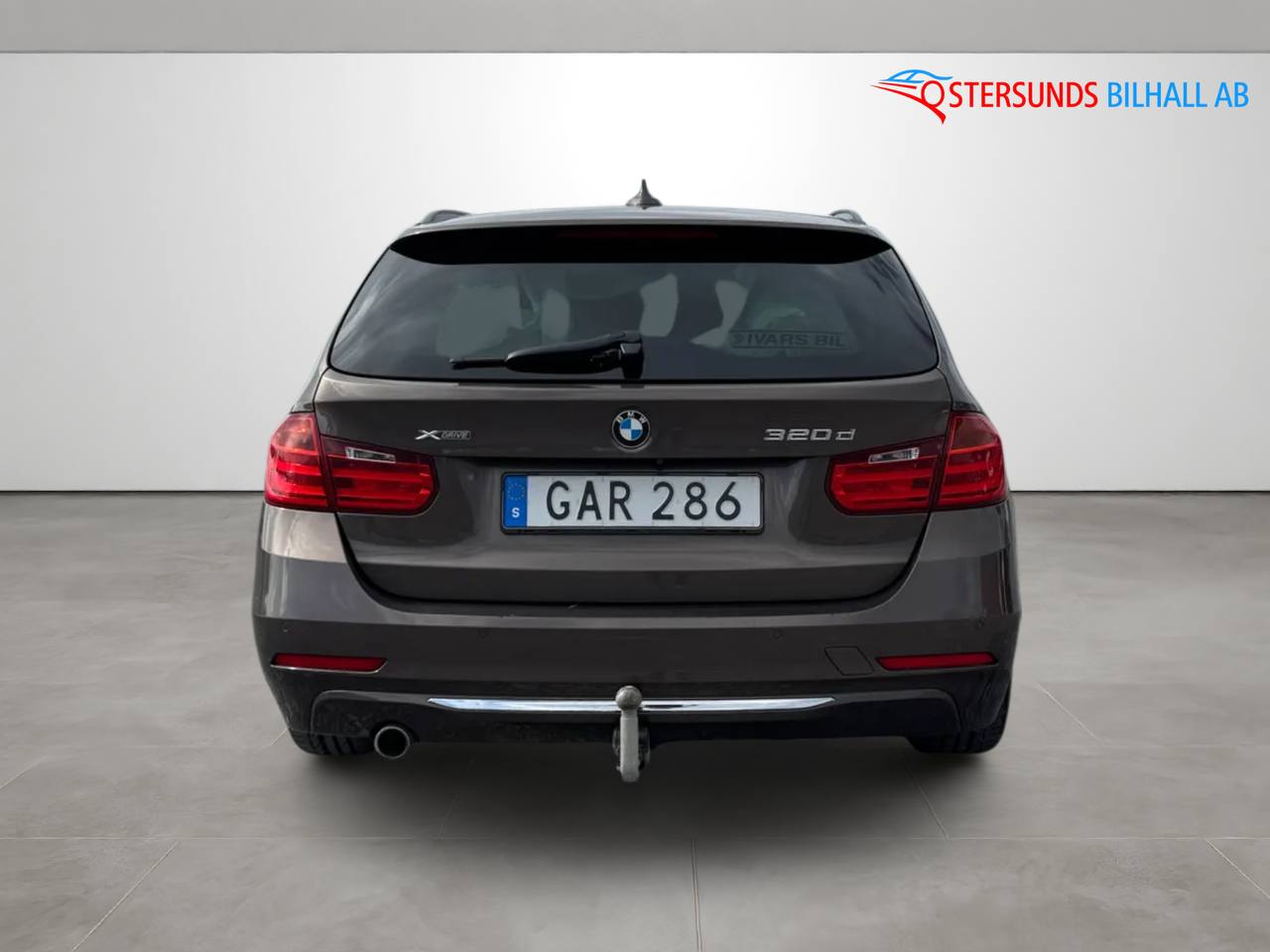 BMW 320 d xDrive Touring Luxury Line M-värm 2 Brukare Drag