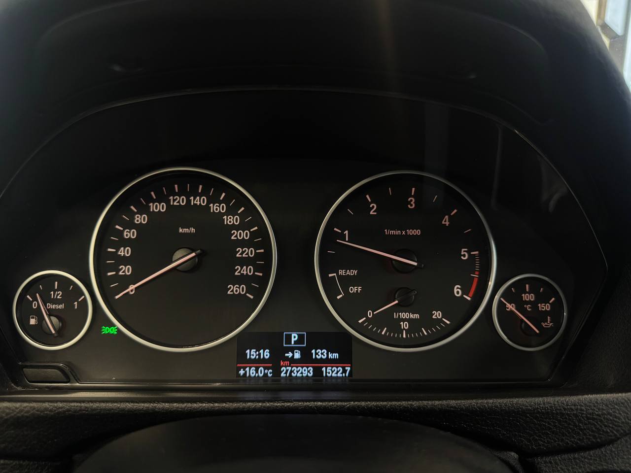 BMW 320 d xDrive Touring Luxury Line M-värm 2 Brukare Drag
