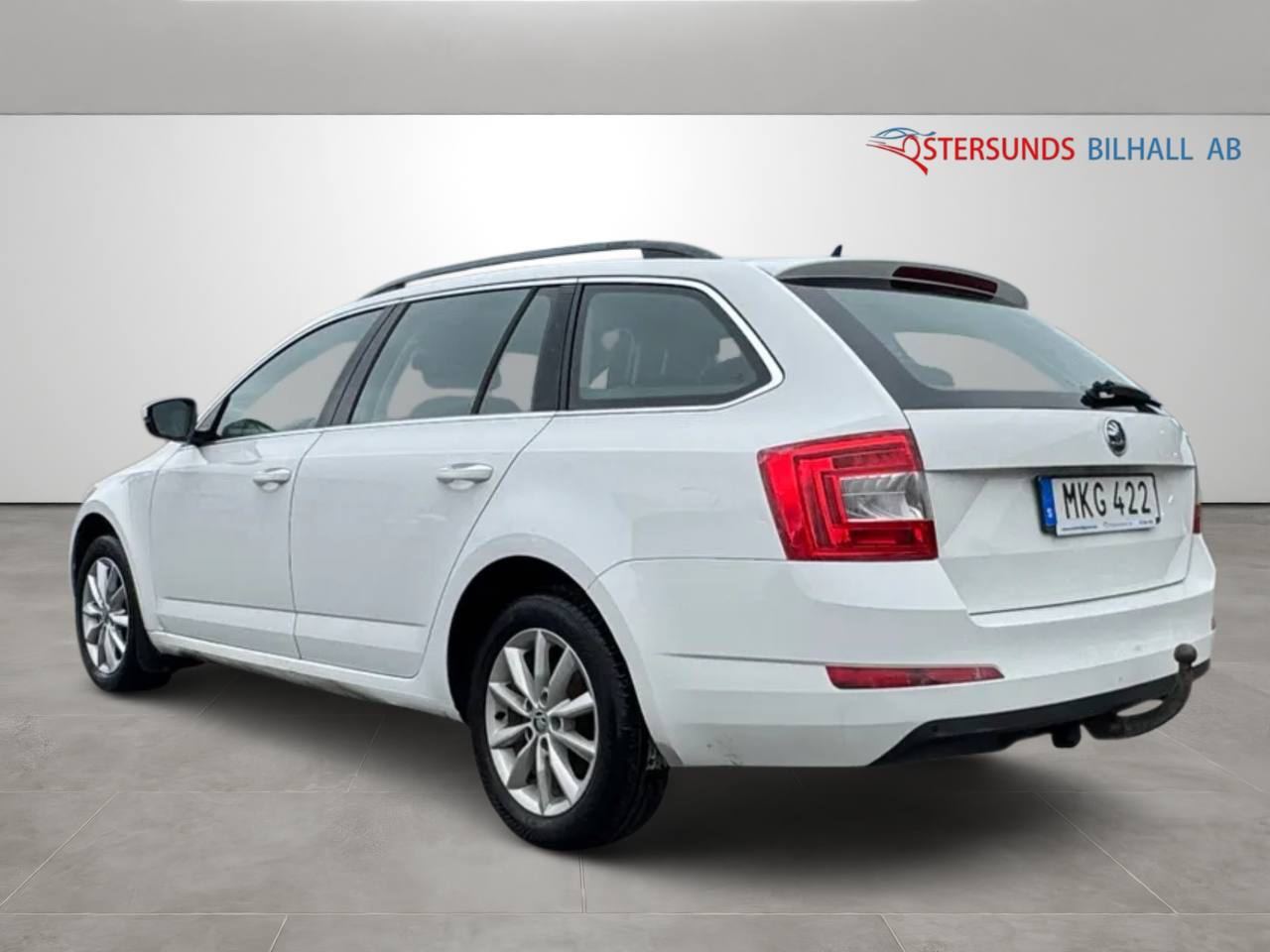 Skoda Octavia Kombi 1.6 TDI 4x4 D-Värm M-värm Ny Kamrem
