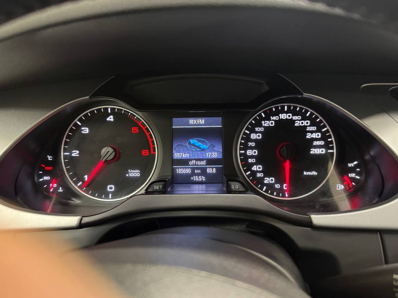 Audi A4 Avant 2.0 TDI DPF quattro Navi B&O Ny Kamrem M-värm