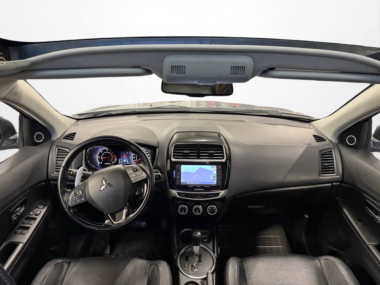 Mitsubishi ASX 2.2 Di-D 4WD Business Plus Pano Navi Drag