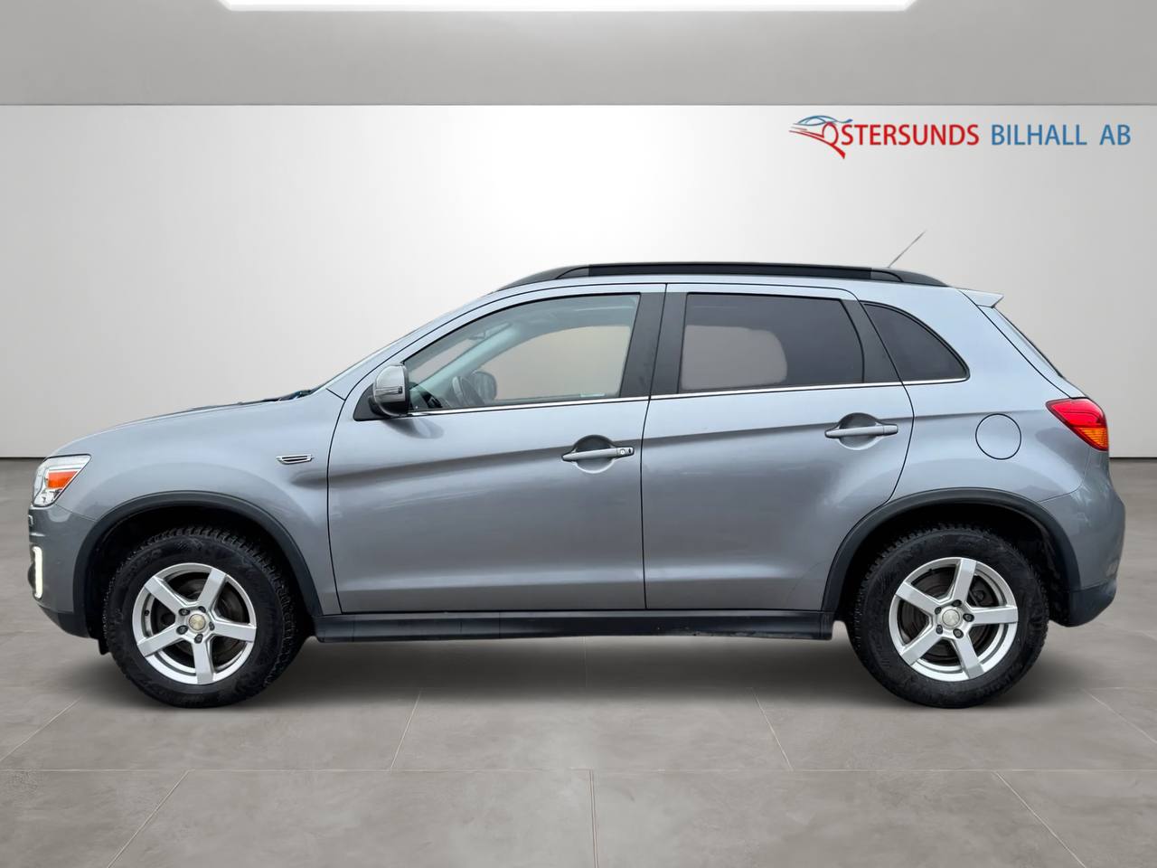 Mitsubishi ASX 2.2 Di-D 4WD Business Plus Pano Navi Drag
