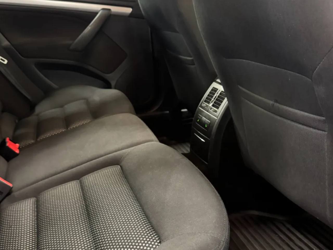 Skoda Octavia Scout 2.0 TDI DPF 4X4 Scout Ny Kamrem Drag