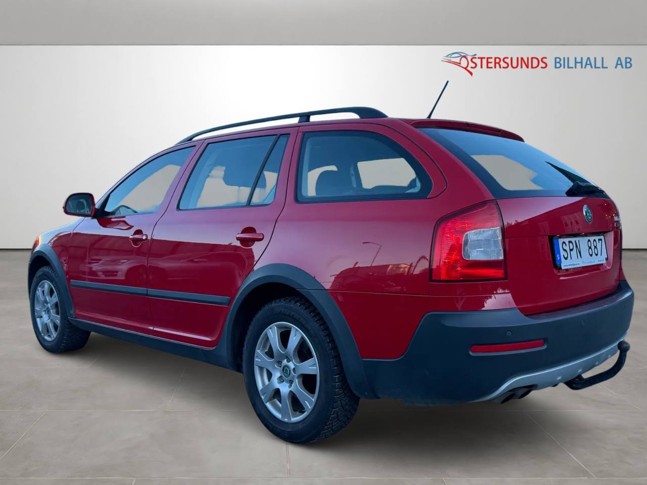 Skoda Octavia Scout 2.0 TDI DPF 4X4 Scout Ny Kamrem Drag