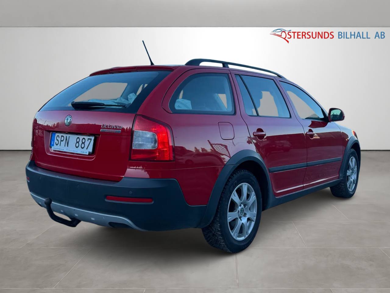 Skoda Octavia Scout 2.0 TDI DPF 4X4 Scout Ny Kamrem Drag