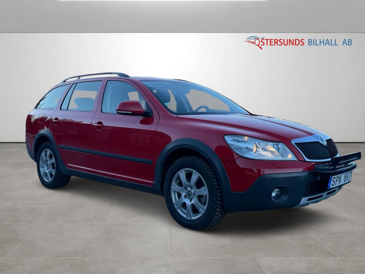 Skoda Octavia Scout 2.0 TDI DPF 4X4 Scout Ny Kamrem Drag