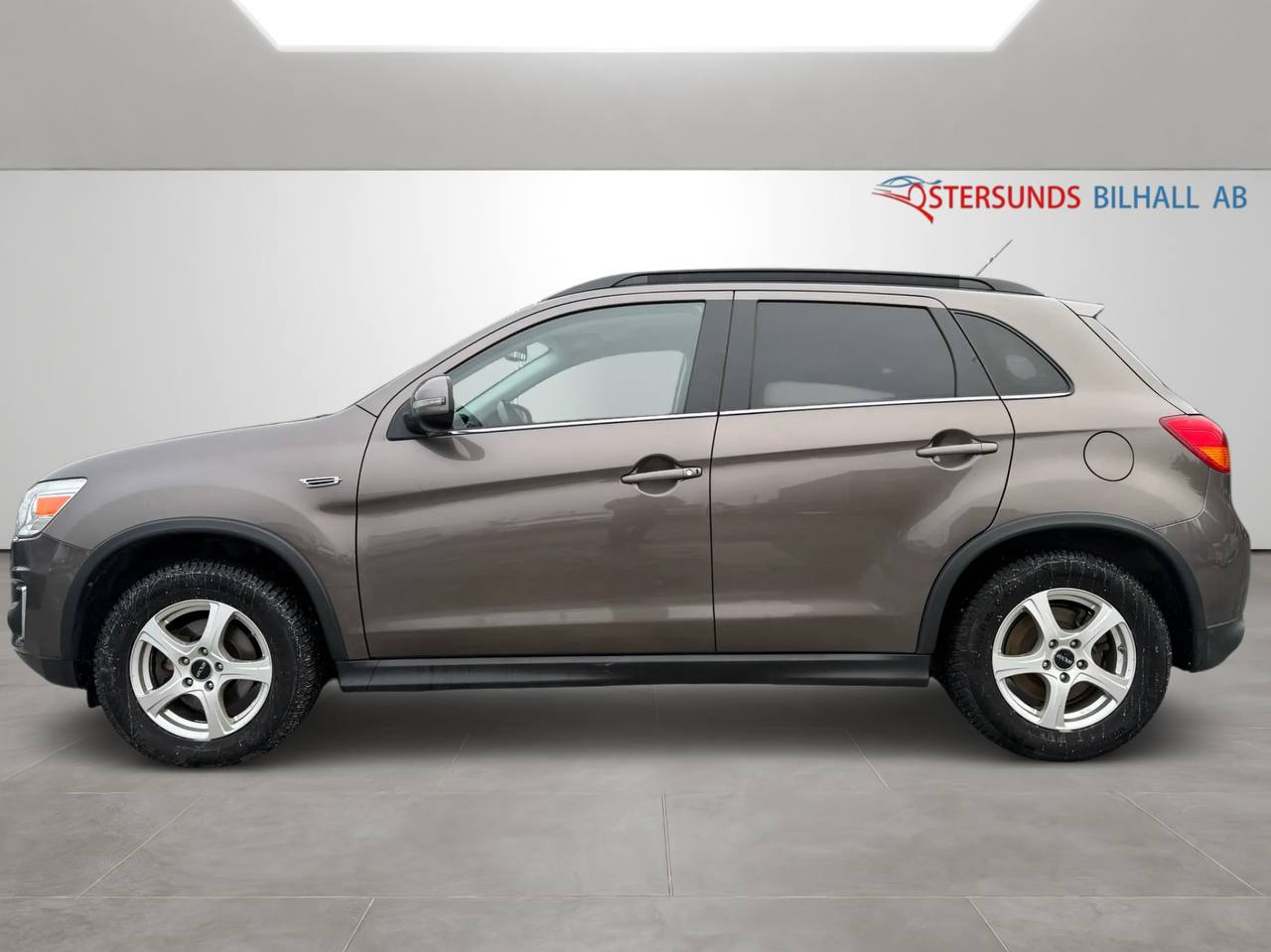 Mitsubishi ASX 2.2 Di-D 4WD Comfort Plus M-värm Ny Servad