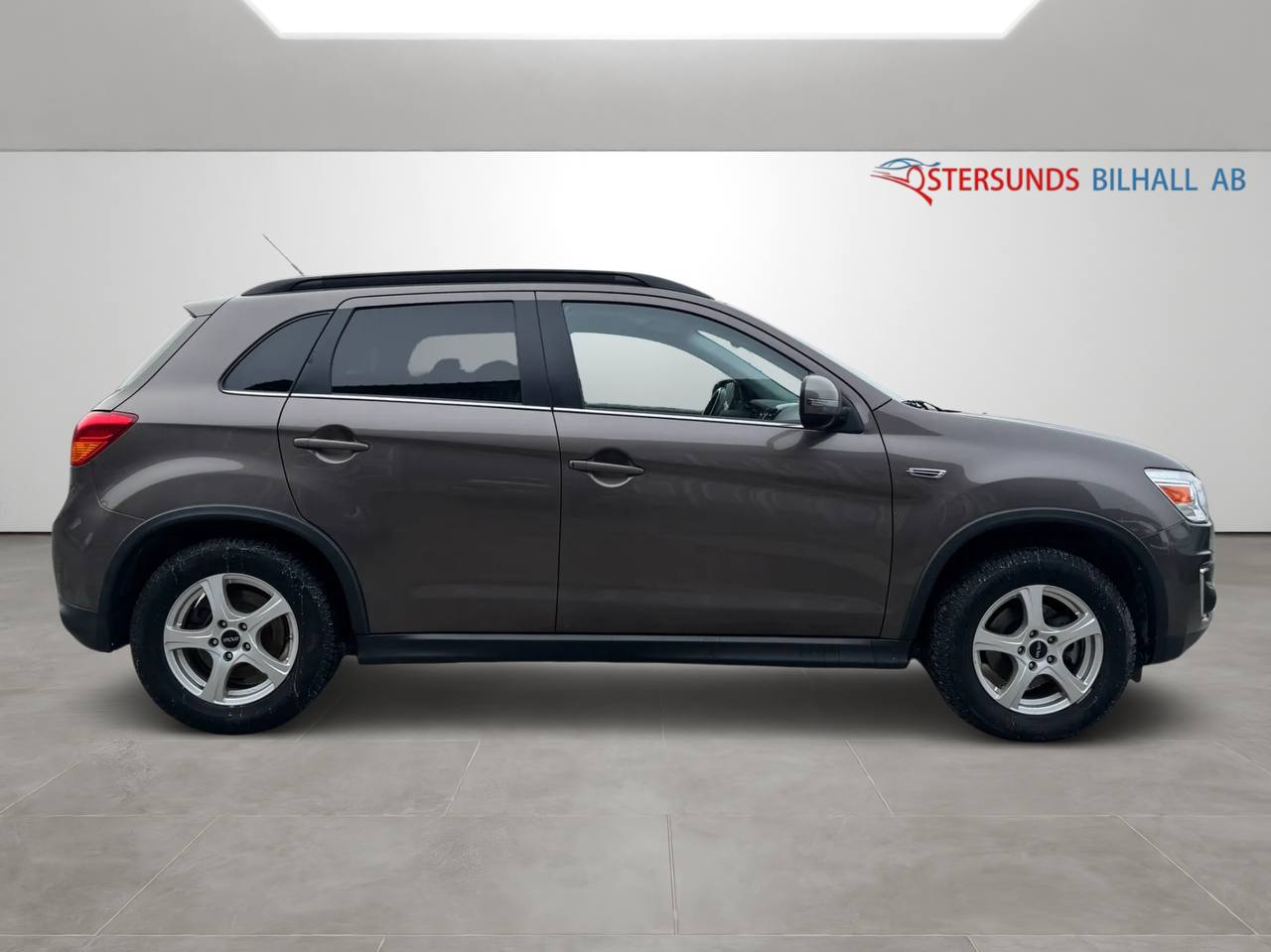 Mitsubishi ASX 2.2 Di-D 4WD Comfort Plus M-värm Ny Servad