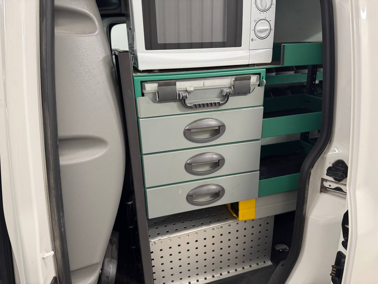 Volkswagen Caddy Maxi Panel Van 2.0 TDI 4Motion D-Värm M-Värm Verkstadinred