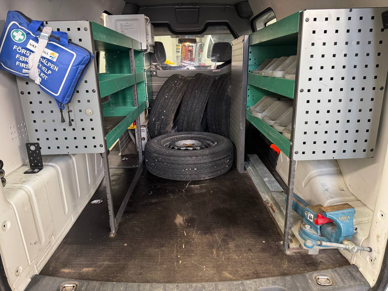 Volkswagen Caddy Maxi Panel Van 2.0 TDI 4Motion D-Värm M-Värm Verkstadinred