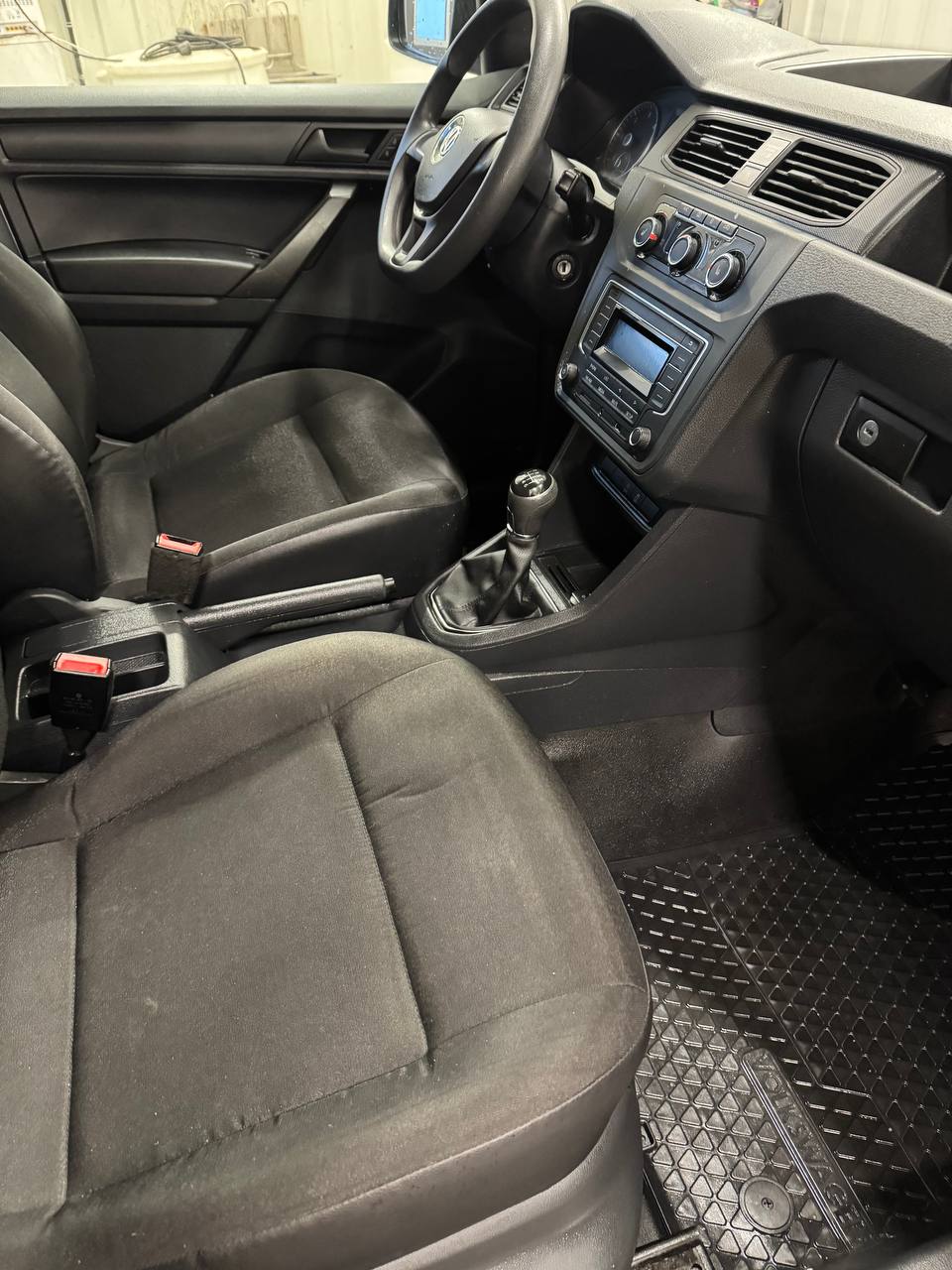 Volkswagen Caddy Van 2.0 TDI 4Motion Moms D-Värm M-värm Drag