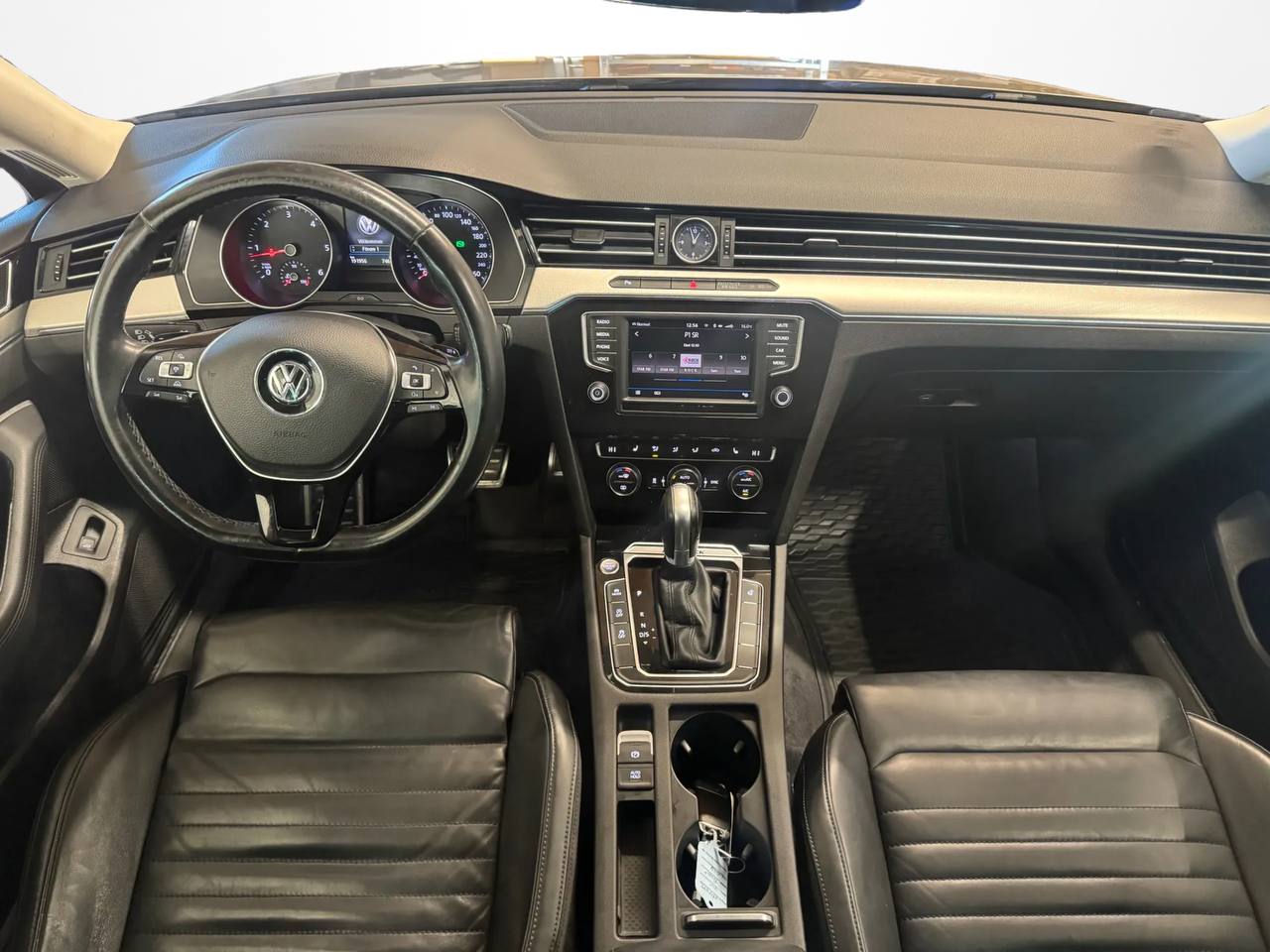 Volkswagen Passat Alltrack 2.0 TDI DPF SCR BMT 4Motion D-värm