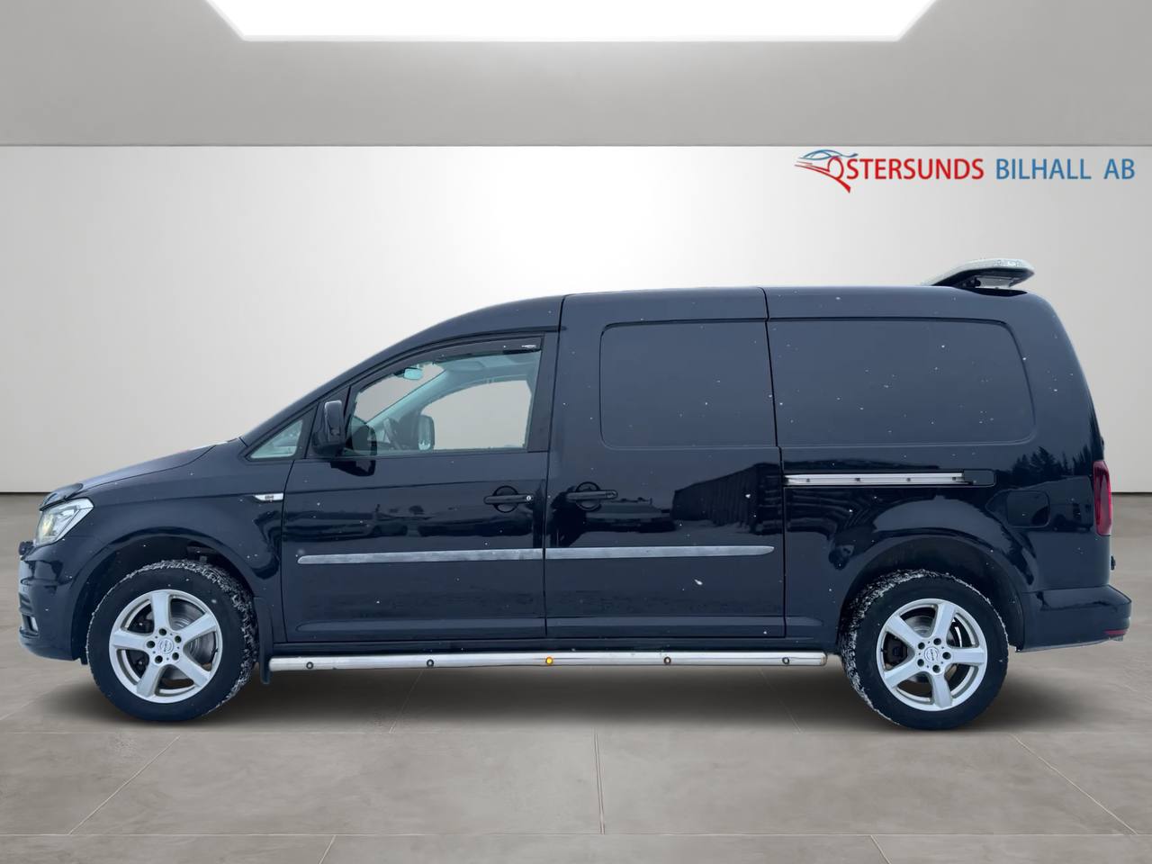 Volkswagen Caddy Maxi Van 2.0 TDI BMT 4Motion Moms D-Värm Ny Kamrem