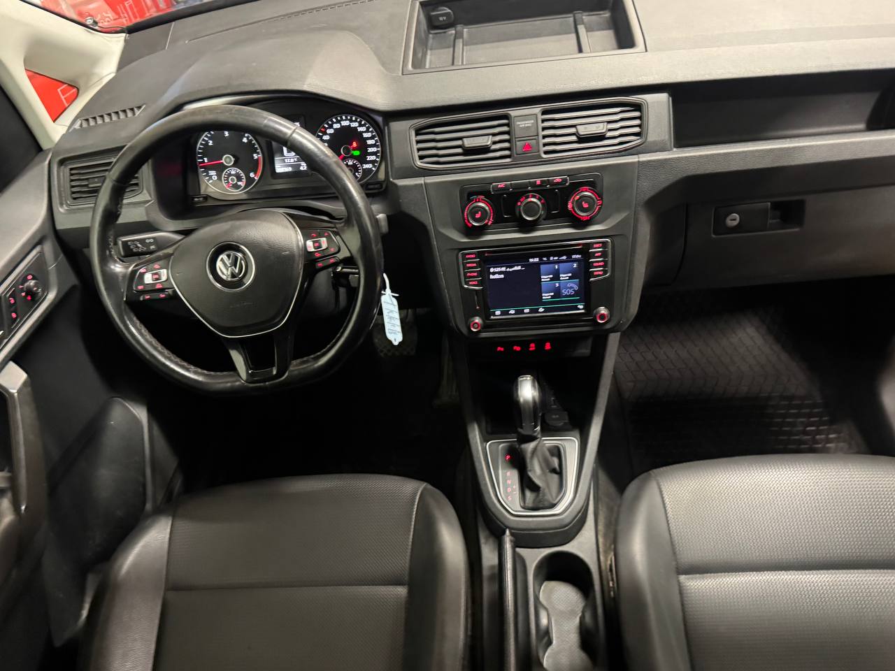 Volkswagen Caddy Maxi Van 2.0 TDI BMT 4Motion Moms D-Värm Ny Kamrem