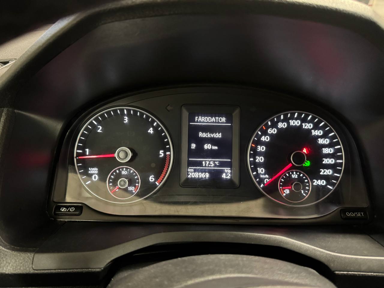 Volkswagen Caddy Maxi Van 2.0 TDI BMT 4Motion Moms D-Värm Ny Kamrem