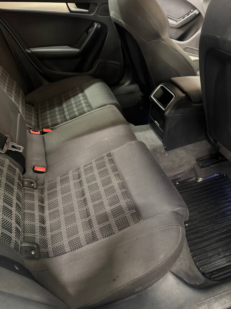 Audi A4 Avant 2.0 TDI DPF quattro M-Värm 1 Brukare