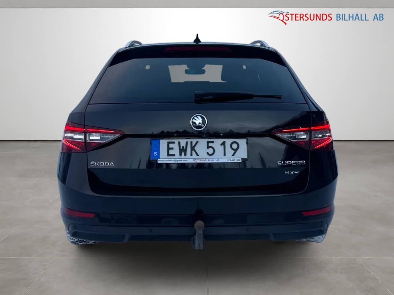 Skoda Superb Kombi 2.0 TDI 4x4 SCR Businessline, D-Värm 2 Brukare