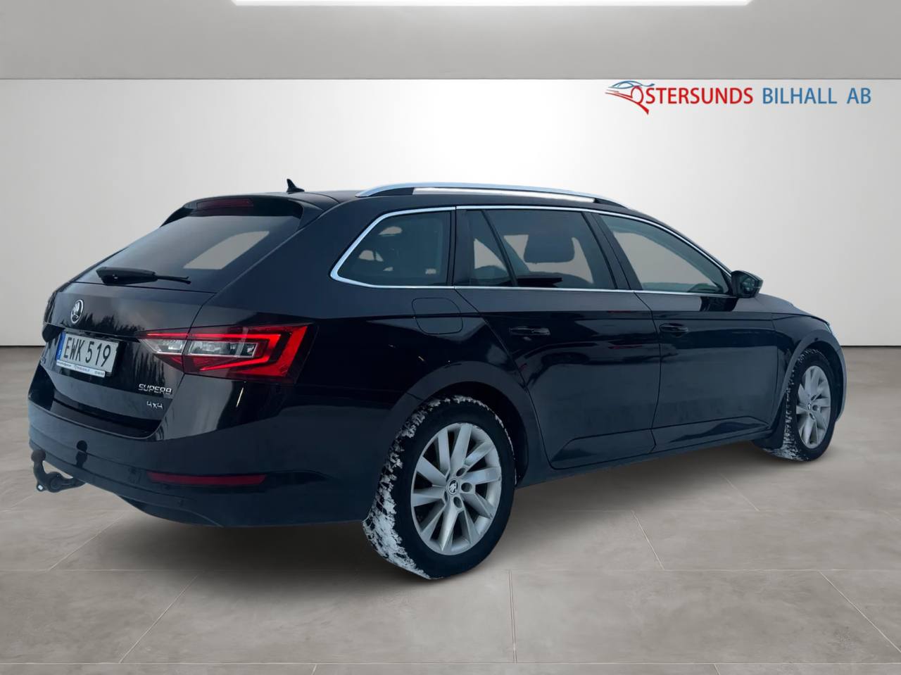 Skoda Superb Kombi 2.0 TDI 4x4 SCR Businessline, D-Värm 2 Brukare