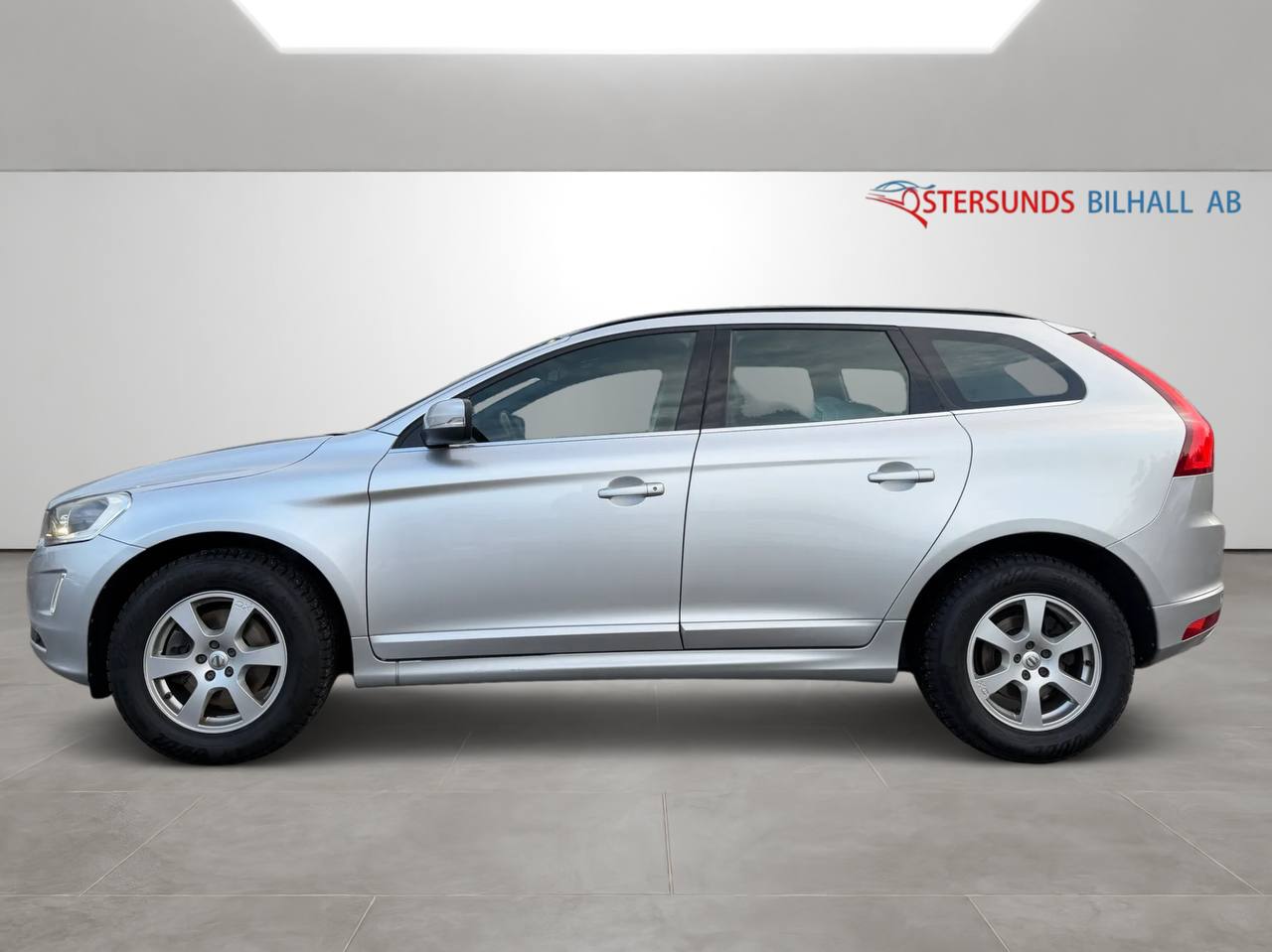 Volvo XC60 D4 AWD Geartronic Classic 1Brukare VOC M-Värm Navi