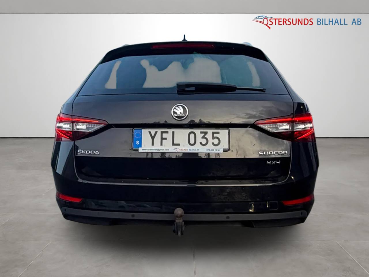 Skoda Superb Kombi 2.0 TDI 4x4 SCR L&K Pano D-Värm Ny Kamrem