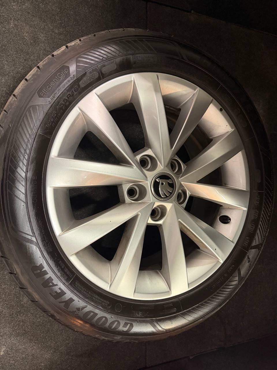 Skoda Octavia Kombi 2.0 TDI SCR 4x4 Ambition D-Värm Drag