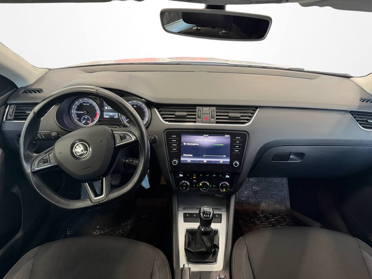 Skoda Octavia Kombi 2.0 TDI SCR 4x4 Ambition D-Värm Drag