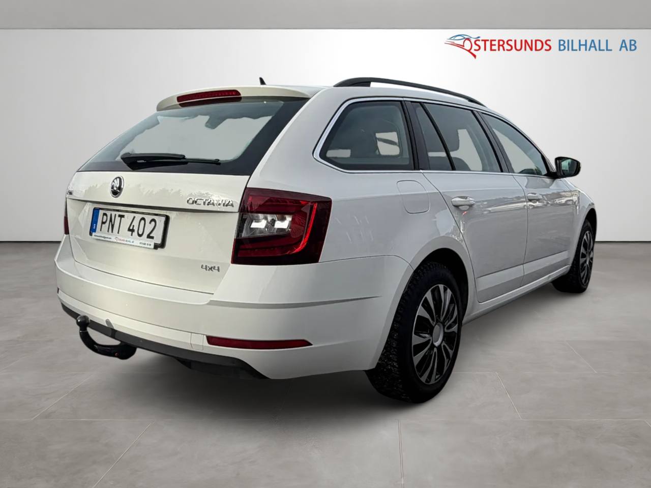 Skoda Octavia Kombi 2.0 TDI SCR 4x4 Ambition D-Värm Drag