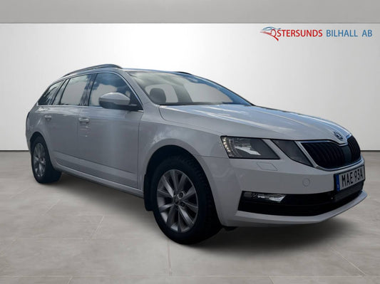 Skoda Octavia Kombi 2.0 TDI SCR 4x4 Ambition D-Värm 1 Brukare Drag