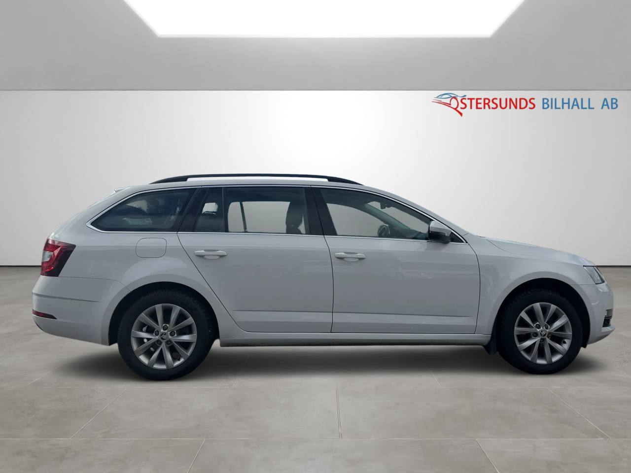Skoda Octavia Kombi 2.0 TDI SCR 4x4 Ambition D-Värm 1 Brukare Drag