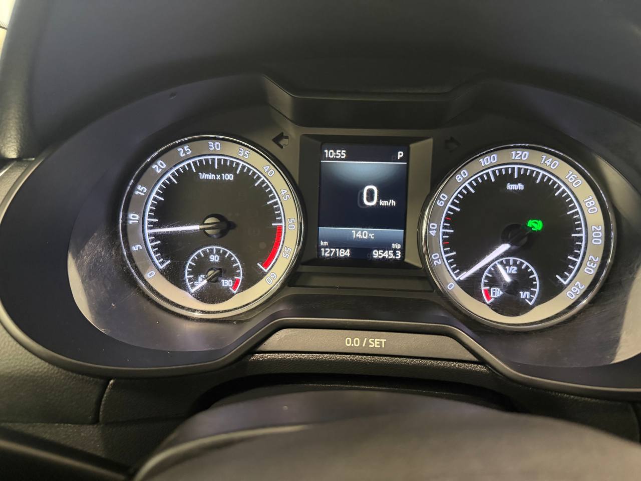 Skoda Octavia Kombi 2.0 TDI SCR 4x4 Ambition D-Värm 1 Brukare Drag
