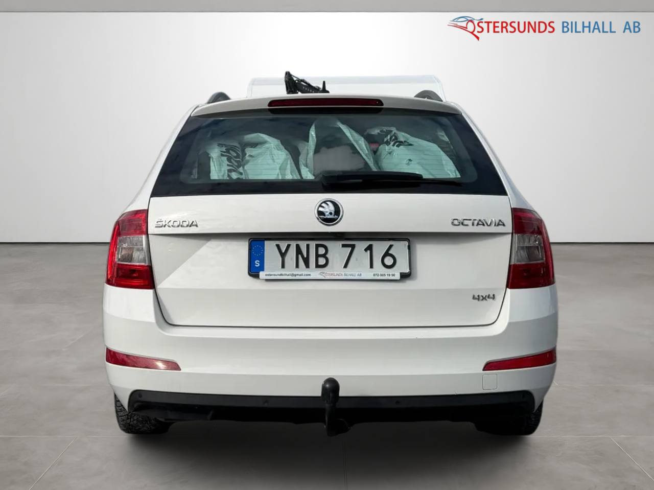Skoda Octavia Kombi 1.6 TDI 4x4 Ambition D-Värm Drag Ny Kamrem
