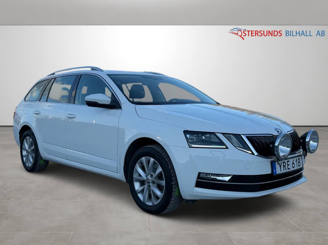 Skoda Octavia Kombi 2.0 TDI SCR 4x4 Style D-Värm M-Värm Drag