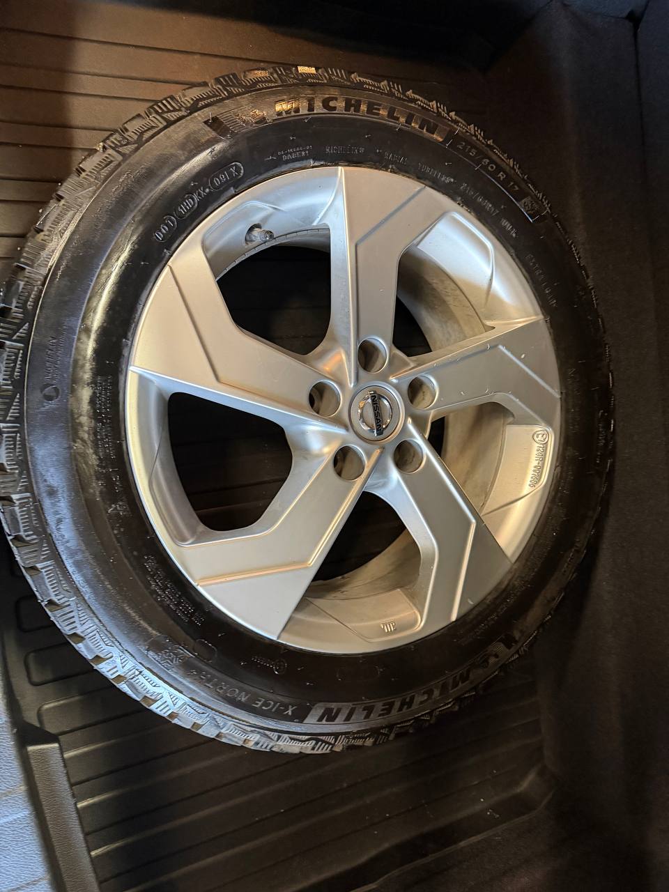 Nissan Qashqai 1.7 dCi 4WD D-Värm M-Värm Ny Servad Kamera