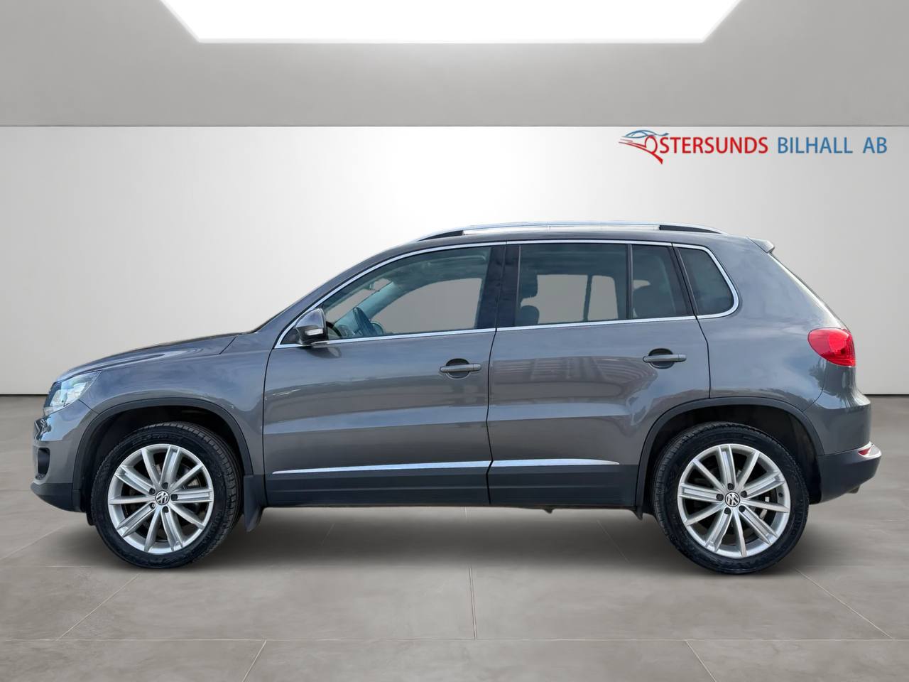 Volkswagen Tiguan 2.0 TDI DPF BMT 4M Pano D-värm 2Brukare Drag